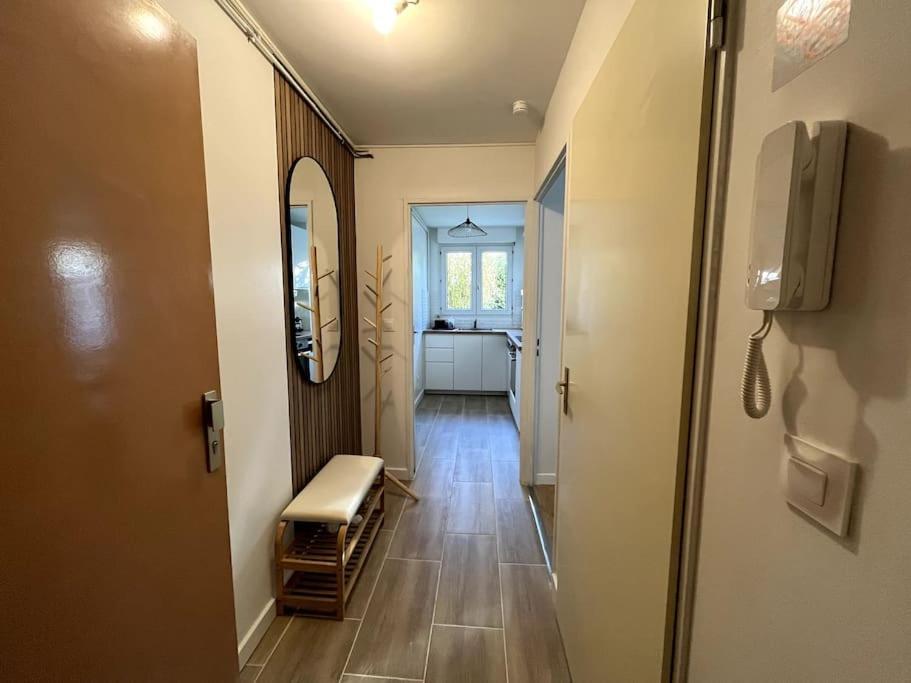 Hana 4 Personnes Jardin Privatif Business&family Montigny-le-Bretonneux